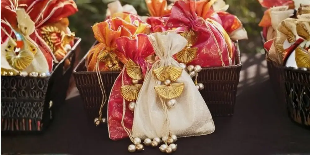 Indian Return gifts