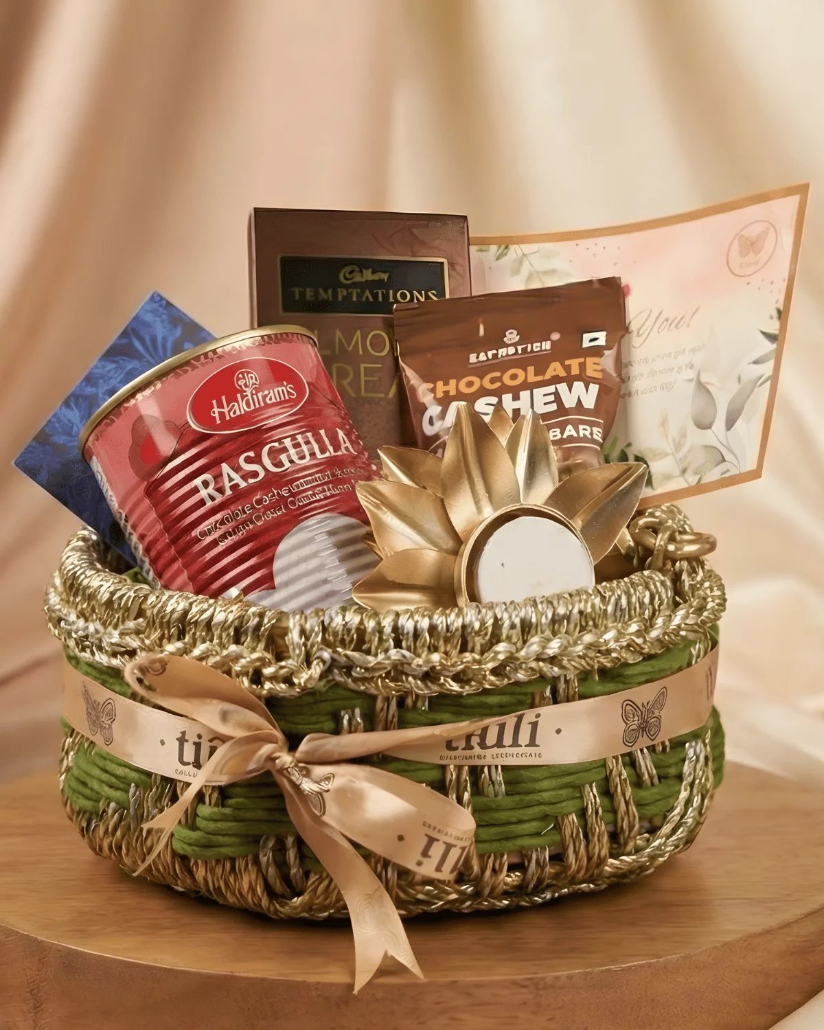 Festive Delight Gift Basket