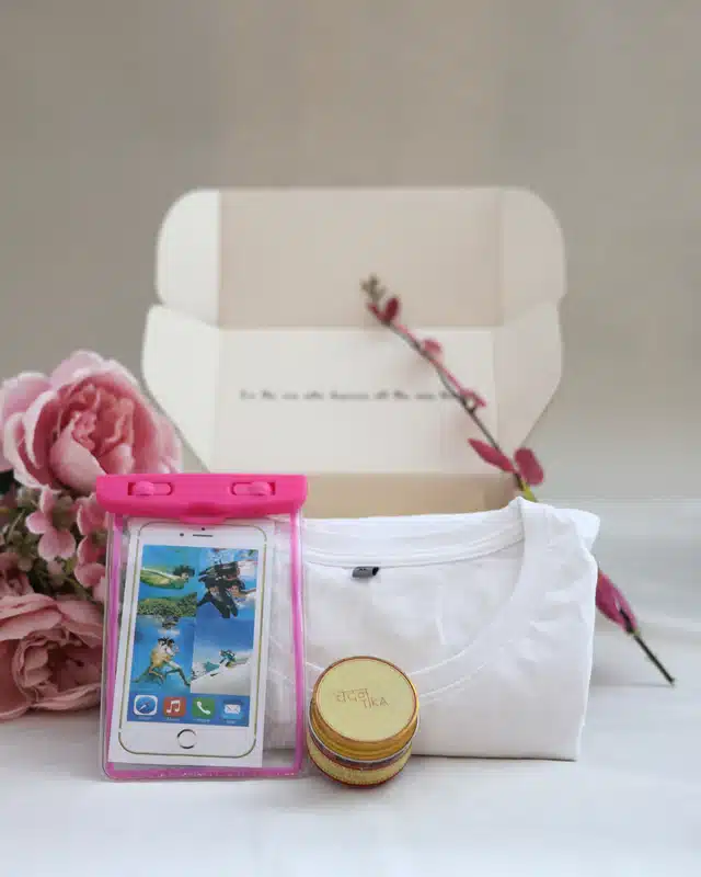 Holi Essential Box