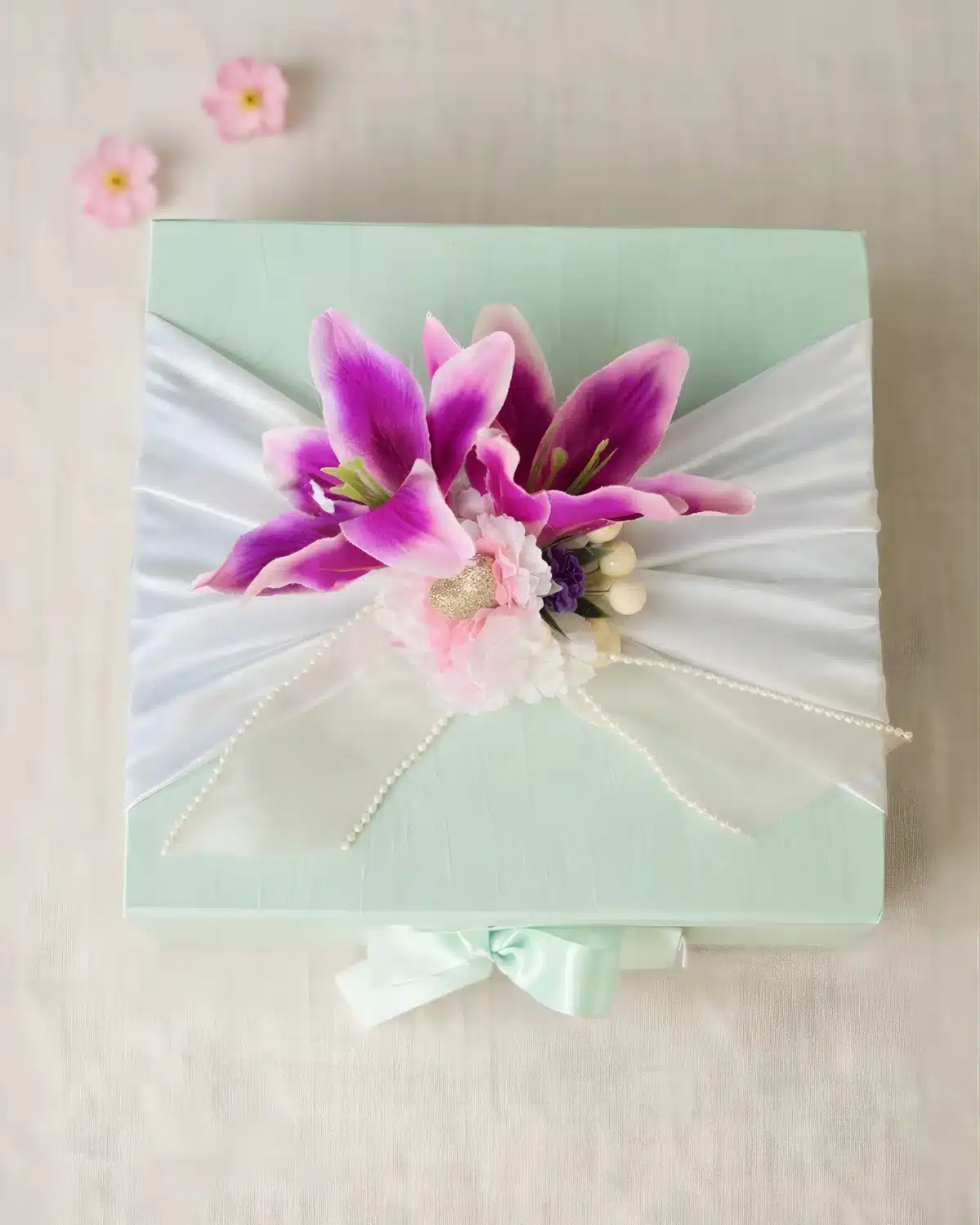 Medium Gift Box