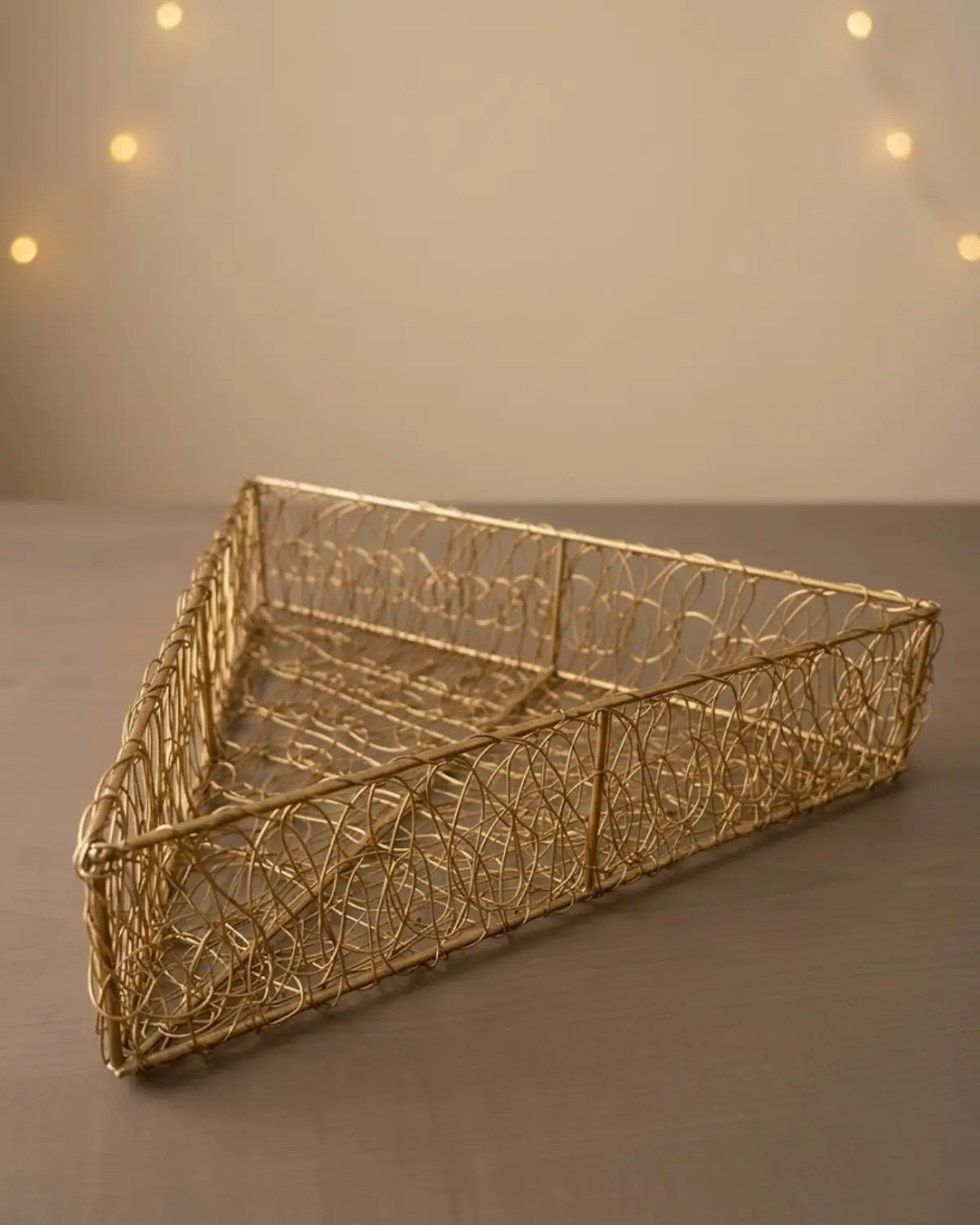 Premium Gold Metal Wire Storage Tray – Decorative Organizer Basket