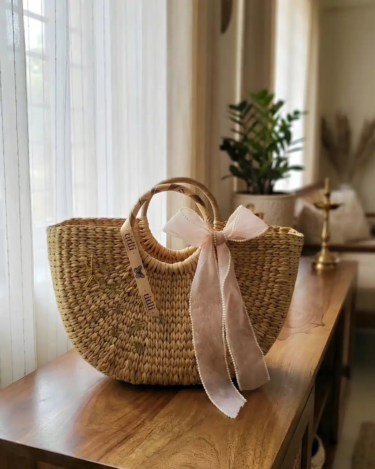 Handcrafted Gift Basket - Curve