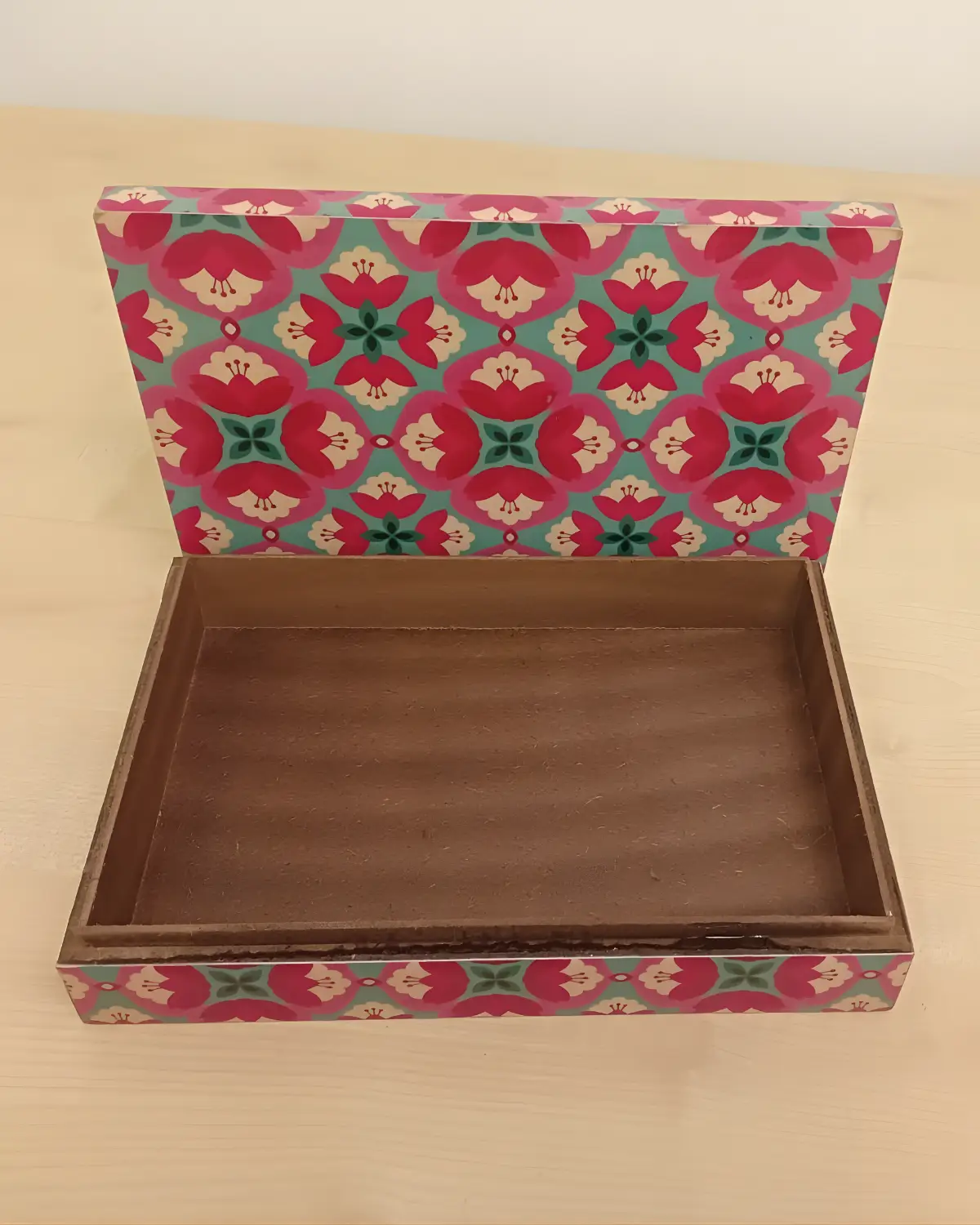 Premium Wooden Gift Box with Floral Lid – Luxury Hamper Storage